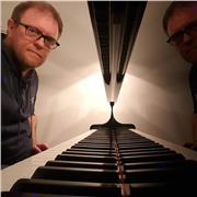 Professeur de piano visio et présentiel 
Pour des cours à votre rythme !